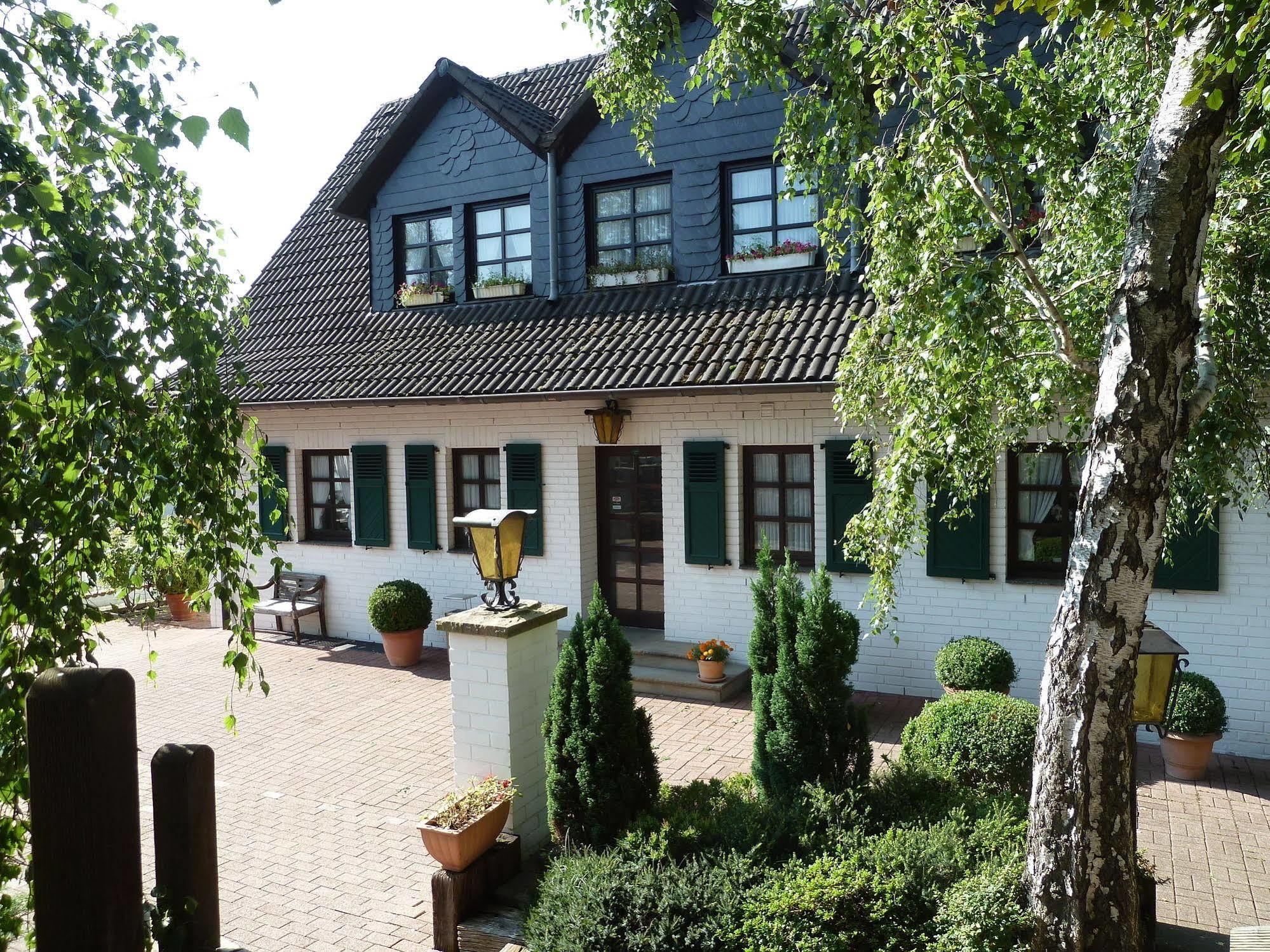Landhaus Sassenhof Mülheim an der Ruhr Exterior foto